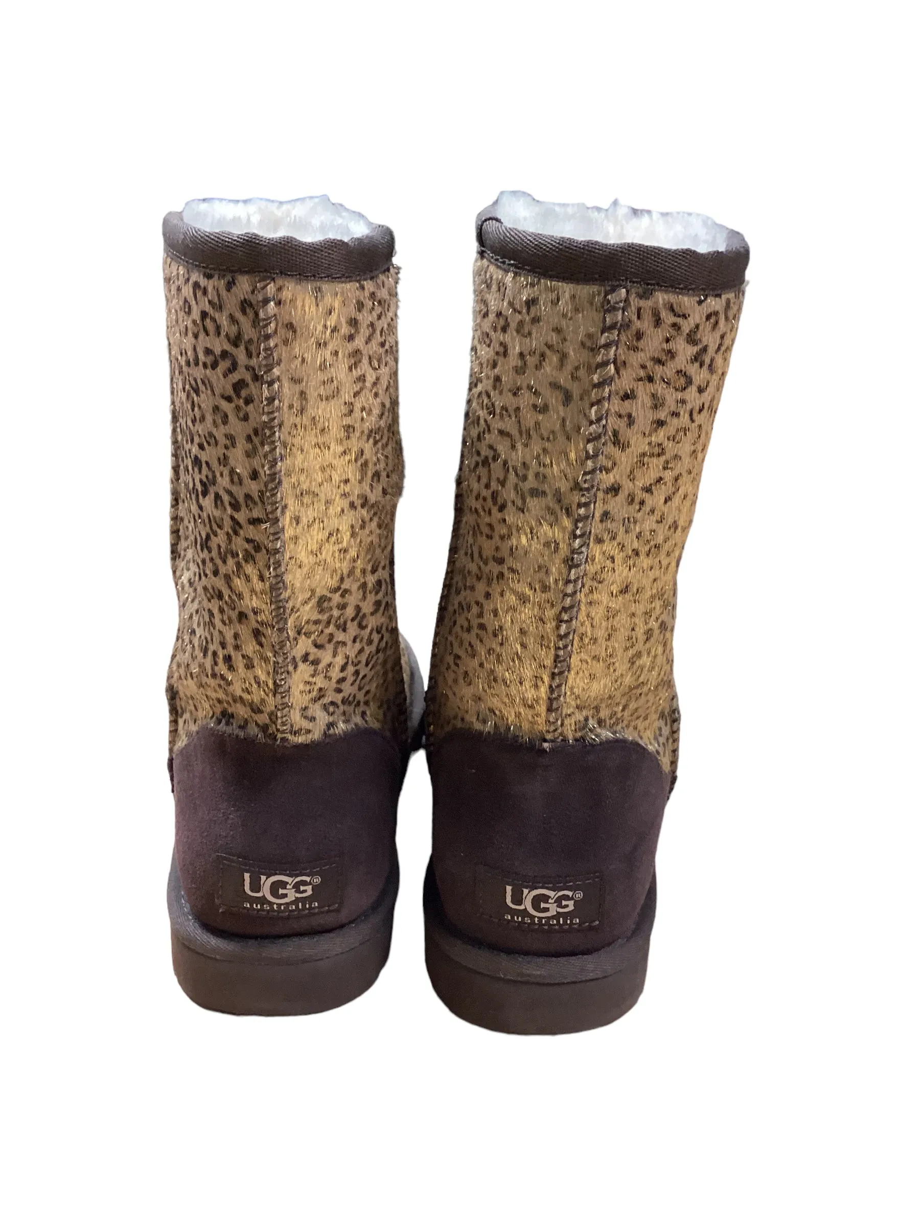 Boots Snow By Ugg  Size: 9